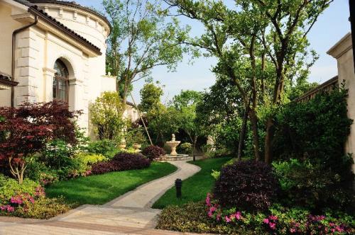 園林綠化中土方造型施工技術探討